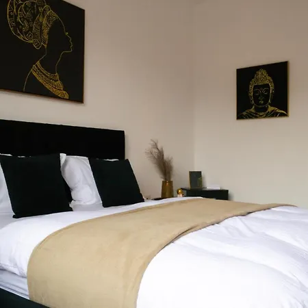 Penzion The Golden Nest Tirana